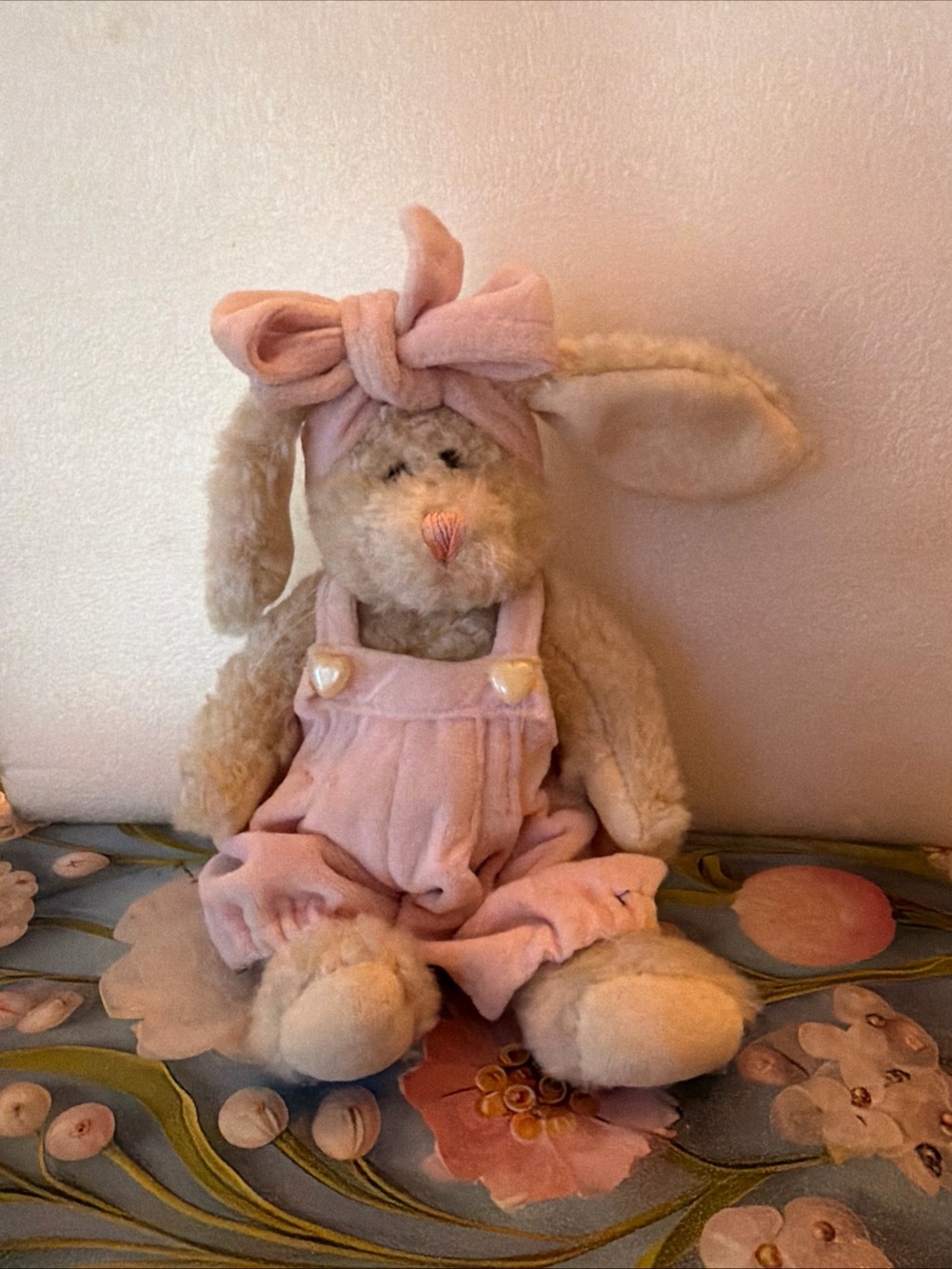Boyd’s Retired Bears Lavinia Rabbit 1996 Pink Overalls & Bow